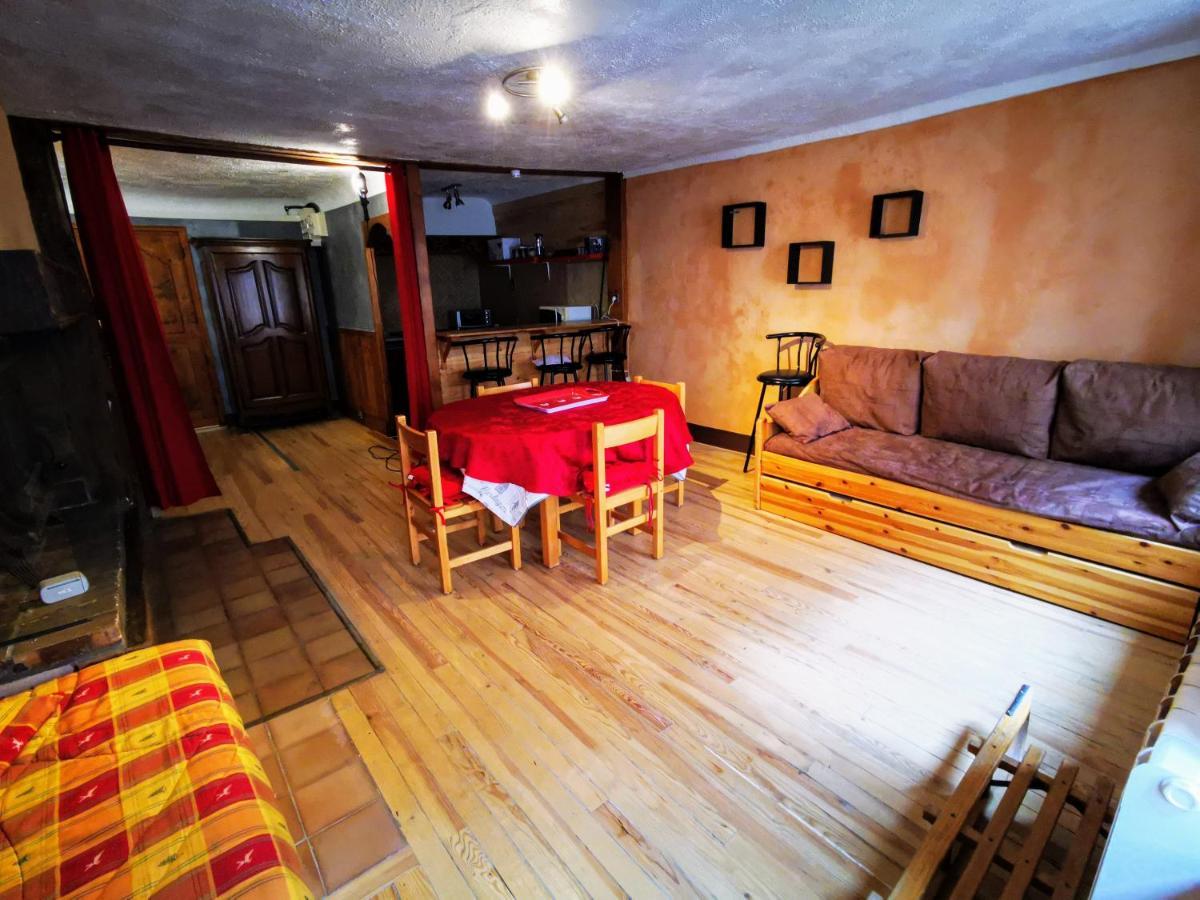 Loft Avec Coin Montagne